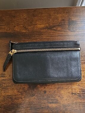 Fossil Black Leather Zip Wristlet Wallet with Gold Hardware